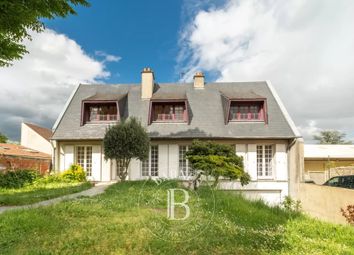 Thumbnail 6 bed detached house for sale in Chambourcy, 78240, France