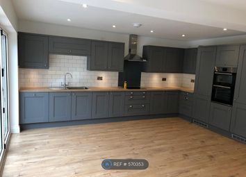 3 Bedroom Semi-detached house for rent