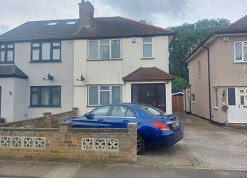 Thumbnail Room to rent in Derwent Drive, Hayes