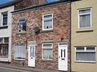 Thumbnail Terraced house to rent in Park Lane, Macclesfield