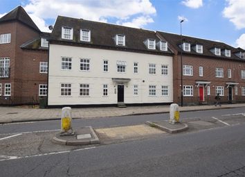 Thumbnail Flat to rent in 80 The Hornet, Chichester, West Sussex