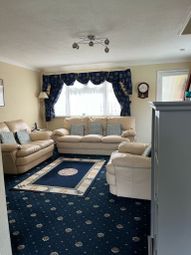Hounslow - 3 bed semi-detached house to rent