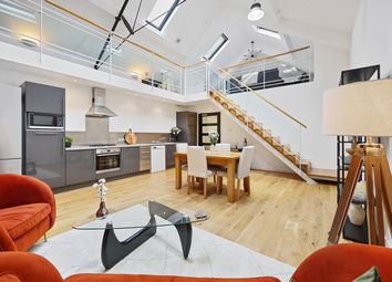 Thumbnail 2 bedroom flat for sale in Chenies Mews, London