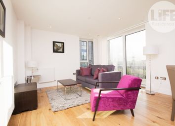 2 Bedrooms Flat to rent in Centurion Tower, 5 Caxton Street North, Canning Town, London E16