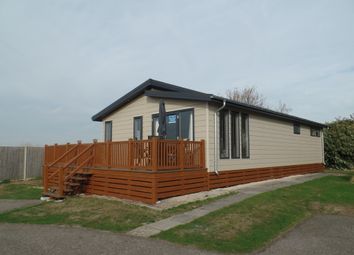 Thumbnail 2 bed mobile/park home for sale in Hall Lane, Walton On The Naze