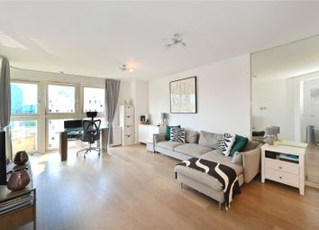 Thumbnail 1 bed flat for sale in New Providence Wharf, 1 Fairmont Avenue, Canary Wharf, London