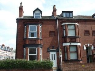 Thumbnail Flat to rent in Flat 2, 77 Broxholme Lane, Doncaster, South Yorks