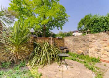 4 bed maisonette for sale in Clapton Square, Hackney, London E5