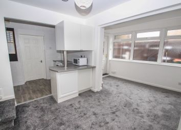 Thumbnail 2 bed flat to rent in Grove Green Road, London