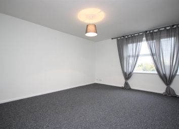Thumbnail Flat to rent in Chelsea Close, Harlesden