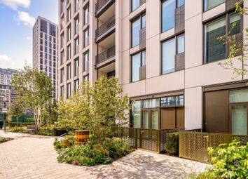 Thumbnail 2 bedroom flat to rent in Parkland Walk, London