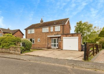 Thumbnail Detached house for sale in Rushcliffe Avenue, Radcliffe-On-Trent, Nottingham