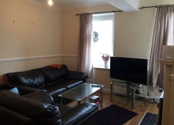 Thumbnail Studio to rent in Phoenix House, High Street, Hull