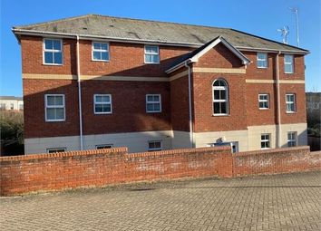 Thumbnail Flat to rent in Bardsley Close, Colchester, Essex.