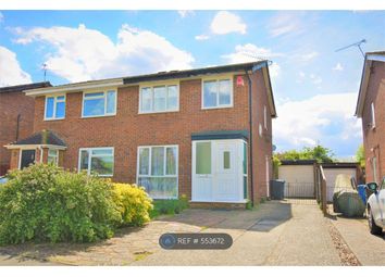 3 Bedrooms Semi-detached house to rent in Lillibrooke Crescent, Maidenhead SL6