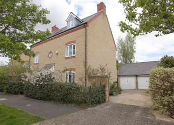 Thumbnail Detached house for sale in Harvest Way, Witney