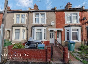 Thumbnail 3 bed terraced house for sale in Queens Avenue, Watford