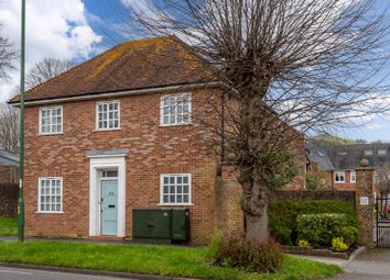 Thumbnail Detached house to rent in Broyle Road, Chichester
