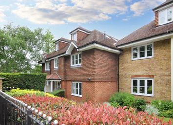 Thumbnail Flat for sale in Guildford Road, Great Bookham