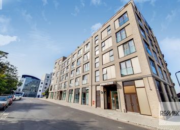 Thumbnail Flat for sale in Dunston Road, London