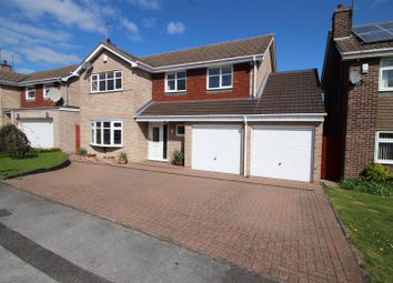 4 Bedrooms Detached house for sale in Eyam Close, Bramcote, Nottingham NG9