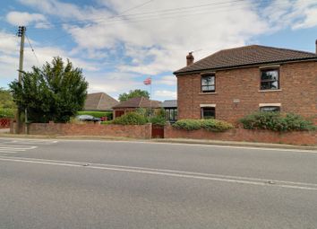 Thumbnail 4 bed property for sale in Baysgarth, East Halton, Immingham