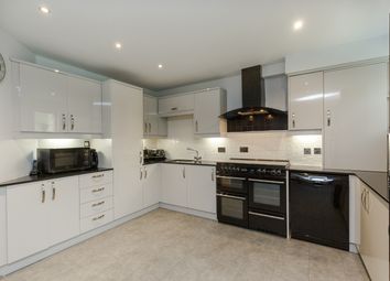 5 Bedroom Town house for sale