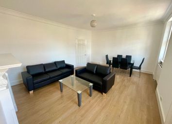 Thumbnail 3 bed flat to rent in Earls Court Road, Earls Court