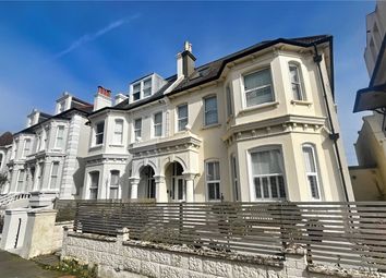Thumbnail Flat to rent in Westbourne Villas, Hove