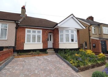 Thumbnail Bungalow to rent in West Park Hill, Brentwood