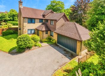 Thumbnail 6 bedroom detached house for sale in Linden Chase, Sevenoaks