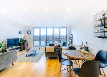 Thumbnail 3 bed flat for sale in Queens Row, Elephant And Castle, London