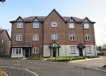 Thumbnail Flat to rent in Meer Stones Road, Balsall Common, Coventry