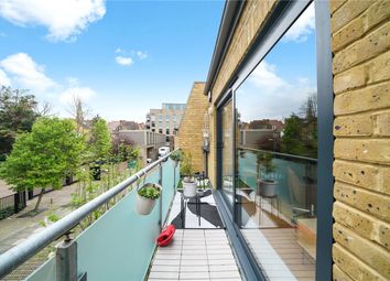 Thumbnail Flat to rent in Worple Road Mews, London