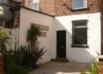 2 Bedrooms Maisonette to rent in Palatine Road, Manchester M22
