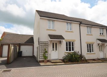 3 Bedrooms Semi-detached house for sale in Goldfinch Gate, Gillingham SP8