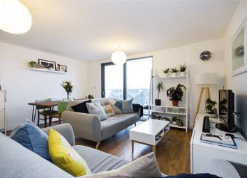 3 Bedrooms Flat for sale in Burke House, Dalston Square, London E8
