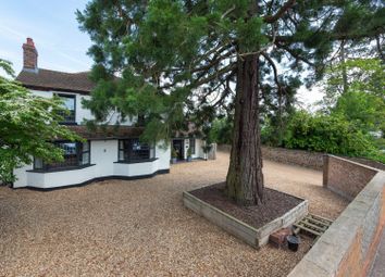 Thumbnail Detached house for sale in Heath Road, Leighton Buzzard