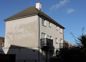 3 Bedroom Semi-detached house for rent