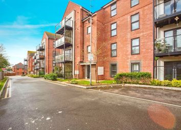 Thumbnail 2 bedroom flat for sale in Malthouse Drive, Grays