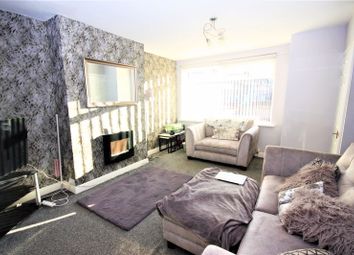 Thumbnail Semi-detached house for sale in Welwyn Park Road, Hull
