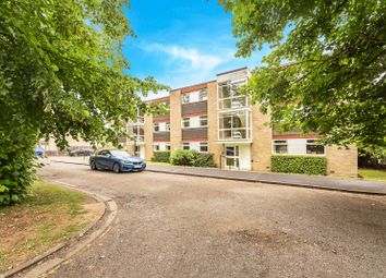 Thumbnail 2 bed flat for sale in Shelley Court, Milton Road, Harpenden, Hertfordshire