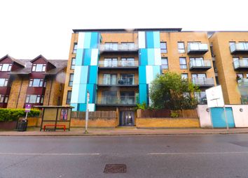 Thumbnail Flat to rent in Homesdale Road, Bromley