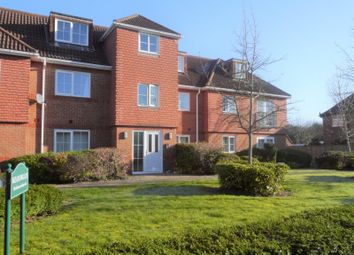 Thumbnail Flat to rent in Meadowgate, Giblets Lane, Horsham, West Sussex, 5