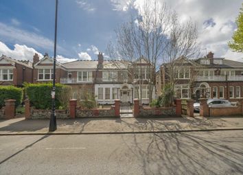 Thumbnail Flat for sale in Queens Avenue, London