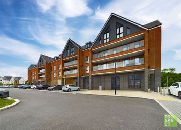Thumbnail 2 bed flat for sale in Beechey Place, Wokingham, Berkshire