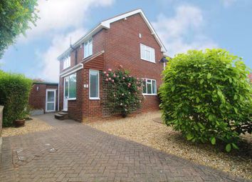 3 Bedroom Semi-detached house for rent