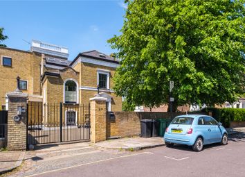 Thumbnail 2 bedroom flat for sale in Leigh Road, London