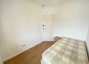 Thumbnail Room to rent in St. Andrews Road, London