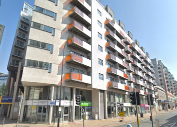 2 Bedrooms Flat to rent in The Lock Building, Manchester M1